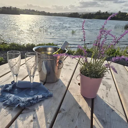 Swan Glamping Parque de Campismo Cavan