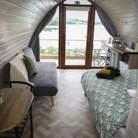 Swan Glamping Camping