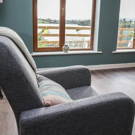 Swan Glamping Camping