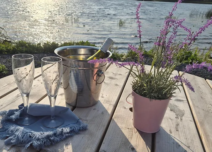 Swan Glamping Kemp Cavan