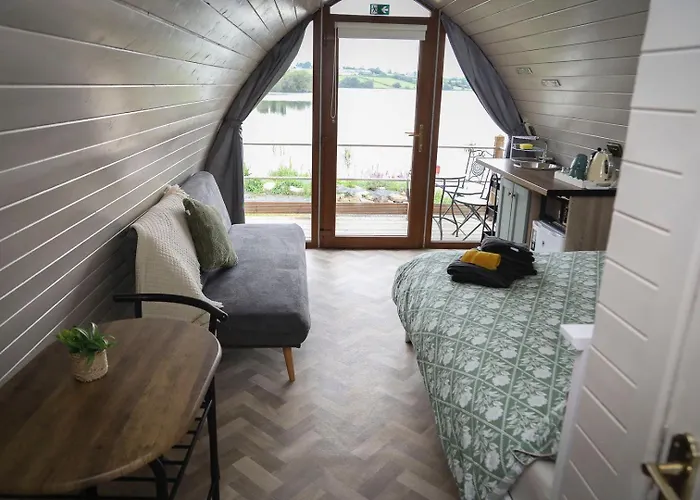 Swan Glamping Camping